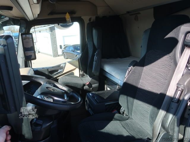 Standard SZM Mercedes Benz 1845 LS Gigaspace Vollspoiler Retarder