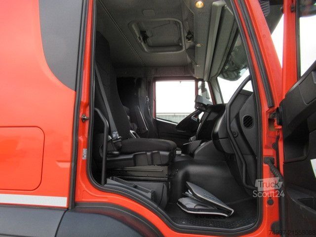 Chladený nákladný automobil IVECO AT260S46Y/FS CM / Intarder / Lenkachse