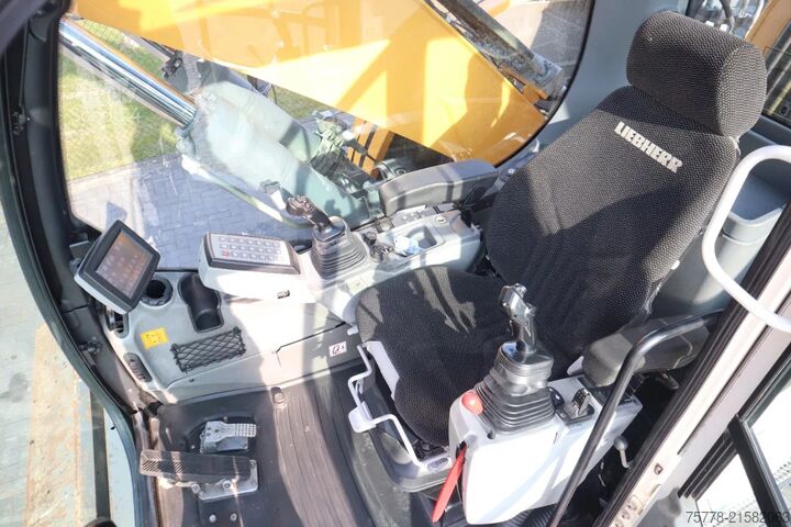 Macchina per la movimentazione dei materiali Liebherr LH 22 M | SORTING GRAB | BLADE