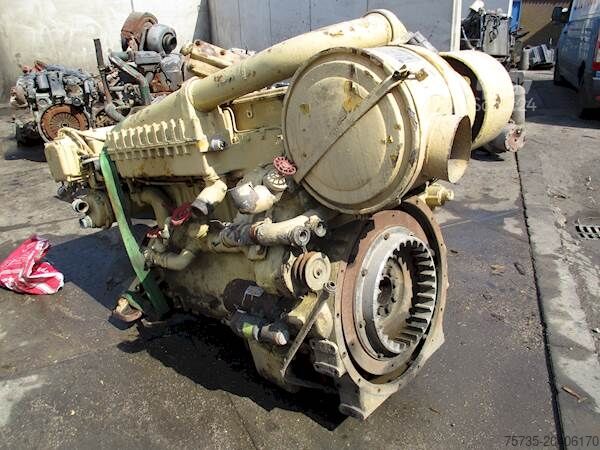 Silnik CATERPILLAR 6 CILINDER MARINE