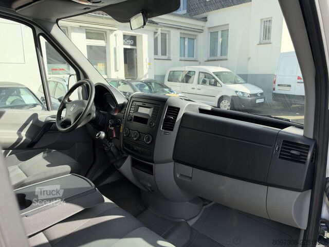 Minibus VW L2H2  LIFT   RAMPE   ROLLSTUHL   6 SITZE   KLIMA