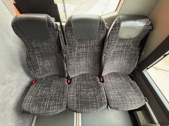 Ceļojumu automobilis Volvo B11R 9700H 4x2 EURO 6 / AC / AUXILIARY HEATING ...