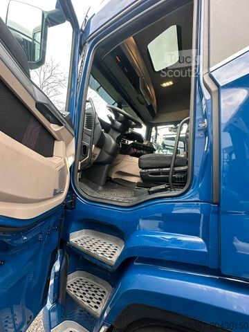 Τυπική μονάδα τράκτορα DAF XG