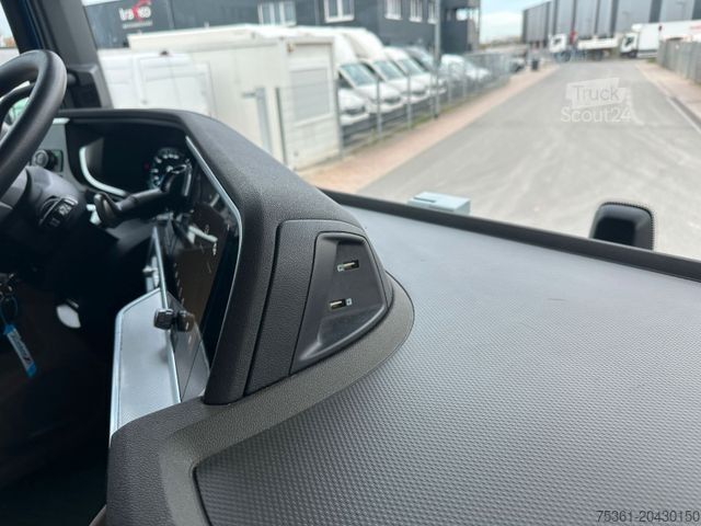 Τυπική μονάδα τράκτορα DAF XG