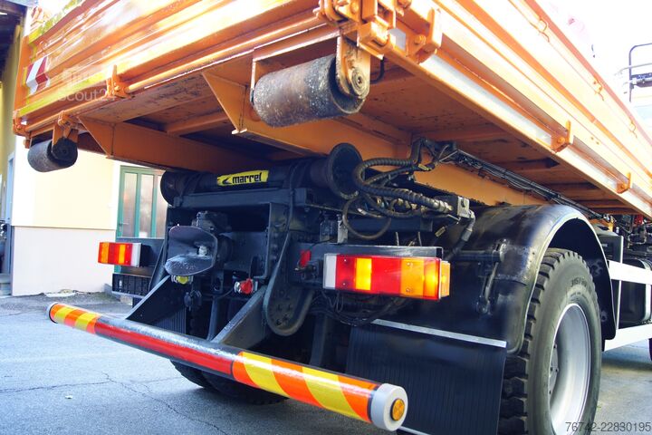 Autolaadkraan Iveco 190T33 TRAKKER 4x4/ MARREL/ HMF 835/Euro5/ Winterdienst
