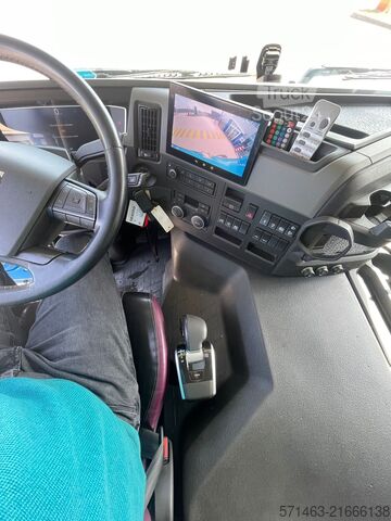Cap tractor standard Volvo FM 4x2 460 KM