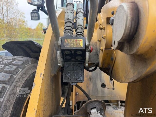 Krautuvas Caterpillar 918M