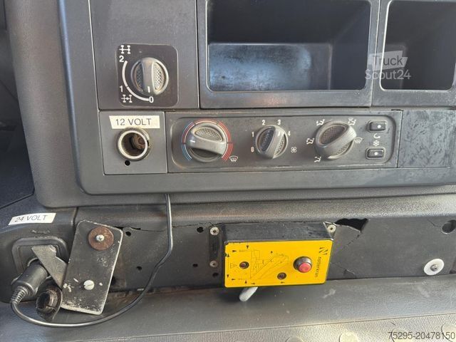 Camion scarrabile IVECO TRAKKER AD340T45 8x4 HIAB Hakenlift Retarder