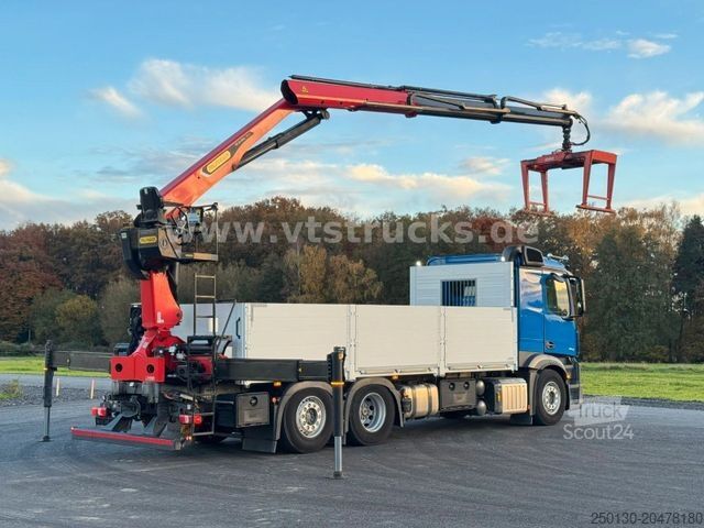 Plattewagen met zeil MERCEDES-BENZ Actros 2545 MP5 6x2 Palfinger 23.001 Tec3