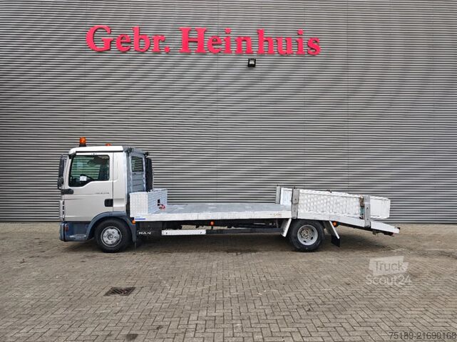 Biltransport varebil MAN TGL 12.250 4x2 Strasser