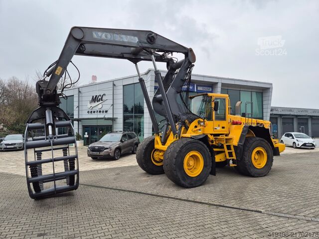 Încărcător pe roți Volvo L180 E / 4WD / 1 OWNER / WOOD LOG