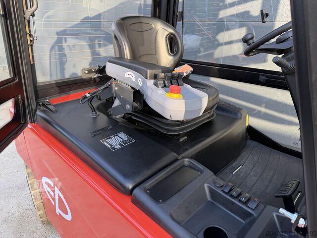 Gabelstapler EP CPD50L1  Lithium Ionen Triplex