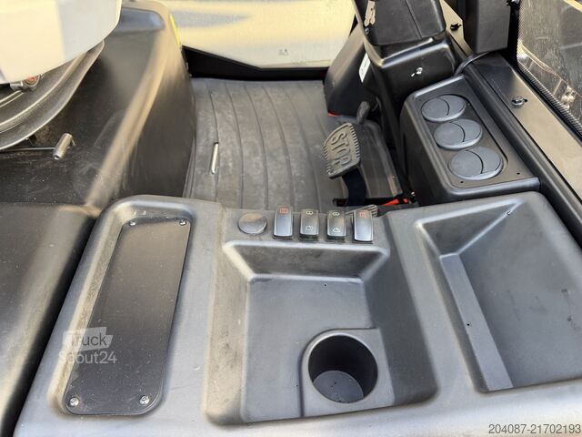 Gabelstapler EP CPD50L1  Lithium Ionen Triplex