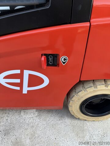 Gabelstapler EP CPD50L1  Lithium Ionen Triplex