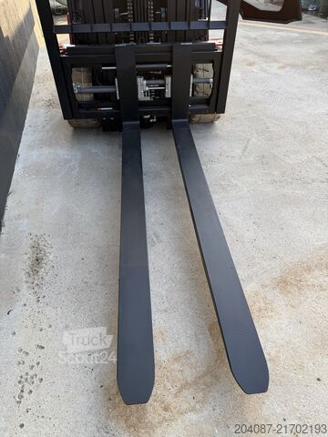 Gabelstapler EP CPD50L1  Lithium Ionen Triplex