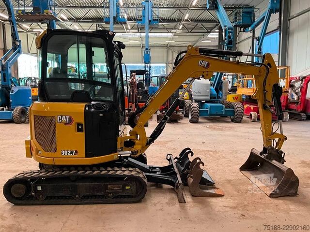  Caterpillar 302.7 CR