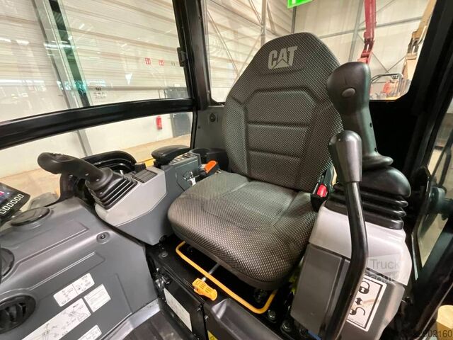  Caterpillar 302.7 CR
