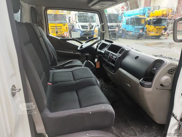 Plate-forme de levage Multitel MJ201 Nissan Cabstar 35.12 NT400