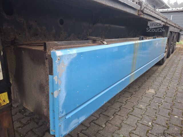 Auflieger mit Pritsche Krone Chassis