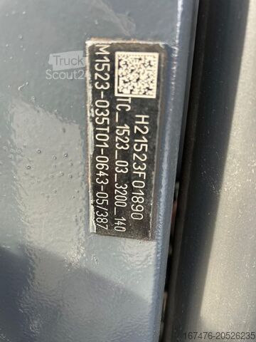 Priekšējās iekrāvēja autoiekrāvējs Linde E 30HL-01/600