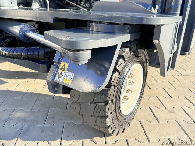 Négymenetes targoncá Combilift C4000 DIESEL DUPLEX 4100 FREE-LIFT TOP1!