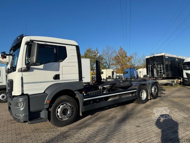 Haakarm vrachtwagen MAN TGS 26.470 MEILLER RS21.70