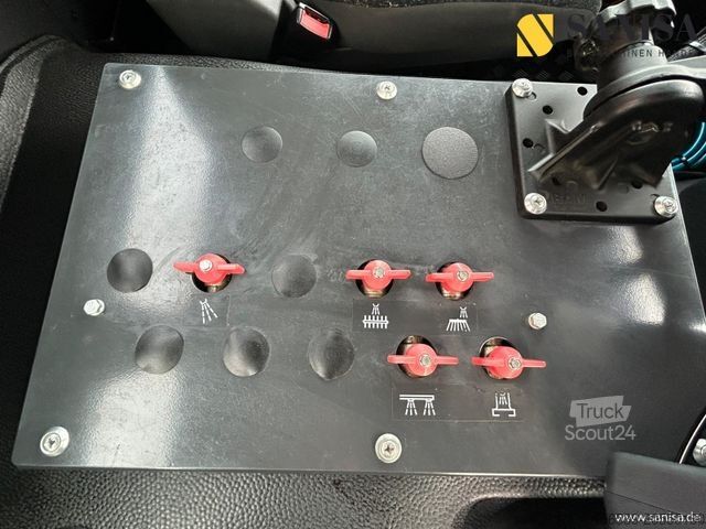 Veifeiemaskin MERCEDES-BENZ Atego 1318/Bucher CityFant 6000