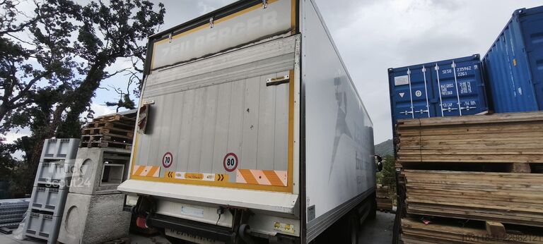 Chladený nákladný automobil Iveco eurocargo 180 e30