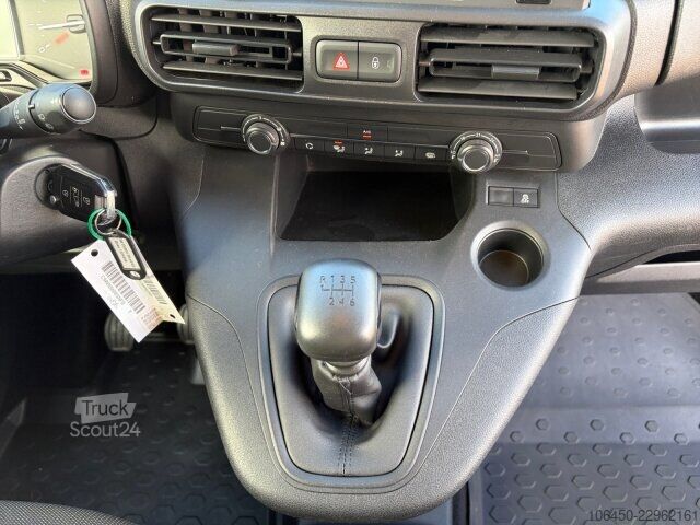 Skåpbil Fiat BlueHDi L1 Klima PDC AHK