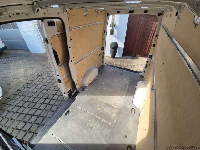 Fourgon tôlé VOLKSWAGEN Crafter 35 mittellang Hochdach AppConnect/Kamera