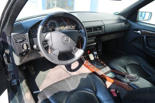 Fourgon MERCEDES-BENZ SL 280