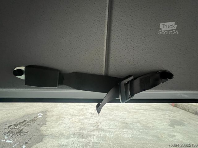 Minibus MERCEDES-BENZ Sprinter 313 Cdi Maxi 9 Sitze+Lift ENGINE BROKEN