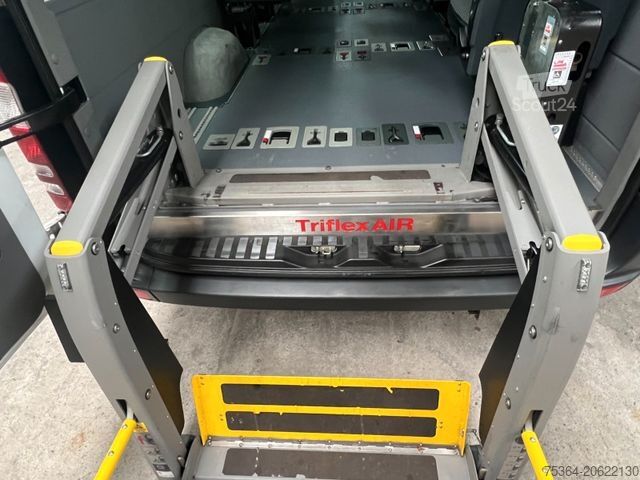 Microbuz MERCEDES-BENZ Sprinter 313 Cdi Maxi 9 Sitze+Lift ENGINE BROKEN