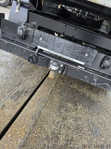 Driezijdige kipper bestelwagen FUSO Canter 7C18 Meiller 3-Sitzer AHK Klima