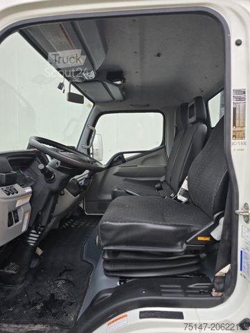 Benne tri-benne FUSO Canter 7C18 Meiller 3-Sitzer AHK Klima