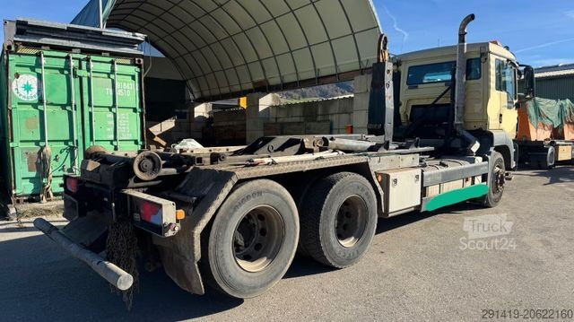 Haakarm vrachtwagen MAN TGS 28.480 EEV 6x2 BL Abrollkipper Bj 2013