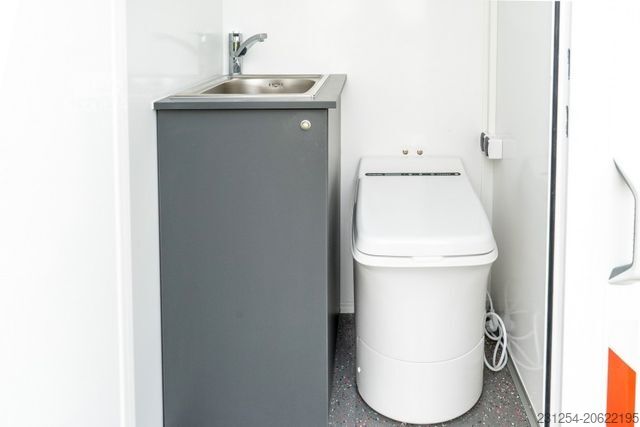 Prikolica BLYSS ANGEBOT! Office 401 Toilette 400x200x230cm 1300