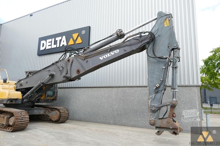 Ekskavators Volvo EC460LC HR