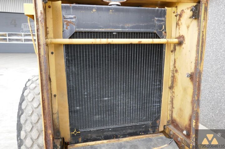 Rolo de tambor único Caterpillar CS433C