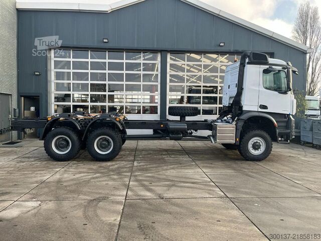 Chassis met cabine Mercedes-Benz Arocs 3340 A 6x6 Chassis Cabin