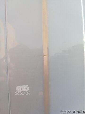 Rulotă/autocaravană Fiat Weinsberg Carabus 600 K | 4 Posti Letto | Completamente Attrezzato