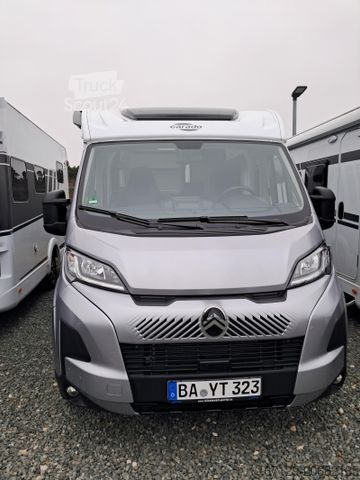 Teilintegriertes Wohnmobil CARADO V 337 V337 pro +