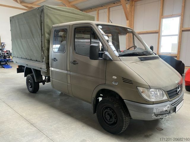Gardinsidad skåpbil MERCEDES-BENZ Sprinter 313 CDI Doka 4x4 Allrad 1.Hand