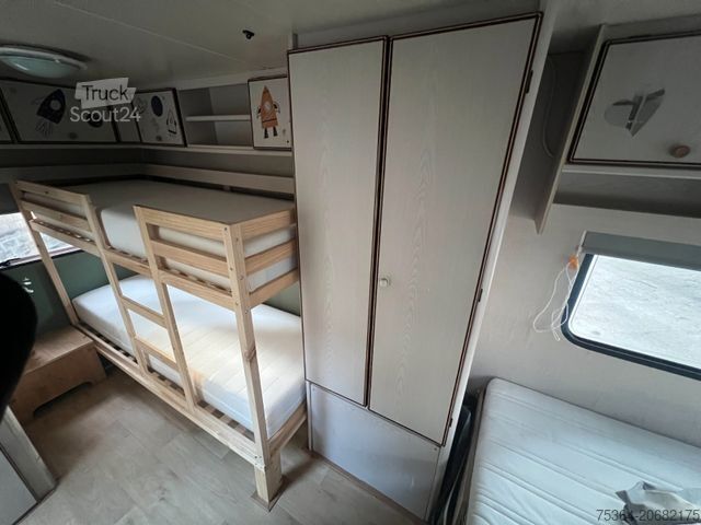 Wohnwagen KNAUS Südwind 440 Etagenbett + Festbett + Vorzelt