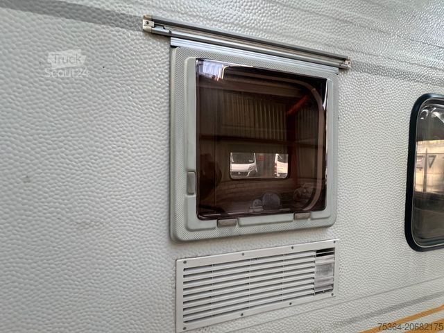 Wohnwagen KNAUS Südwind 440 Etagenbett + Festbett + Vorzelt