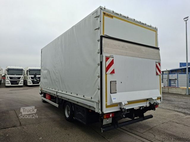 Dodávka s plachtovou bočnicou FUSO Canter 7C18 Klima LBW 1.000 kg Euro6E