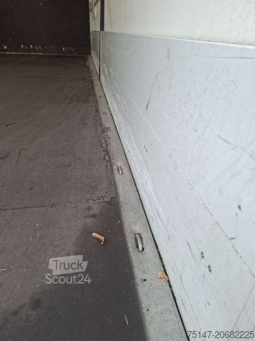 Dodávka s plachtovou bočnicou FUSO Canter 7C18 Klima LBW 1.000 kg Euro6E