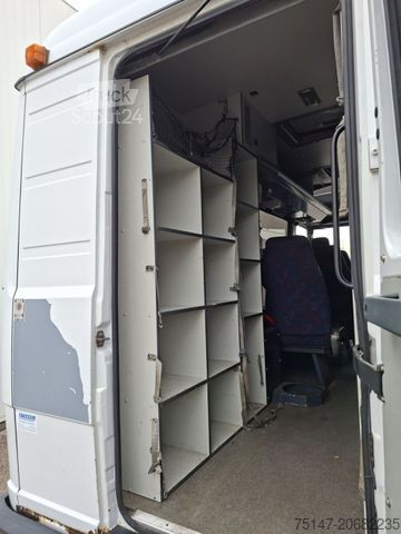 Mikroautobuss MERCEDES-BENZ 814 D Vario 10 Sitzer Mannschaftswagen Polizei