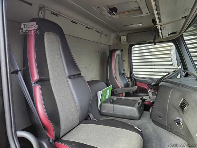 Haakarmsysteem Volvo FM 460 8x6 / PALFINGER EPSILON / HOOKLIFT