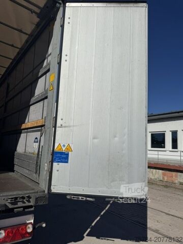 Semi-remorque bâchée SCHMITZ SCHIEBEGARDINE CURTAINSIDER SCS 24